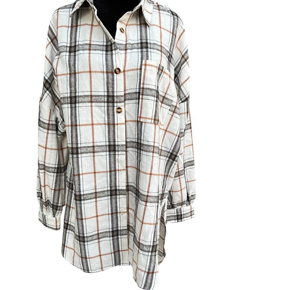 Boutique women’s Shacket size L, cream with brown and black plaid